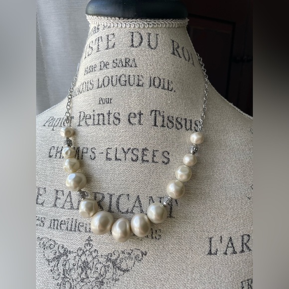 NWT Lia Sophia 17”-22” Pearl Necklace - Picture 16 of 16